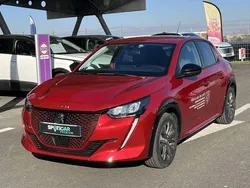 Rouge Utilisé 2023 Peugeot e-208 Allure Citadine | 24 990 € (Prix cher)