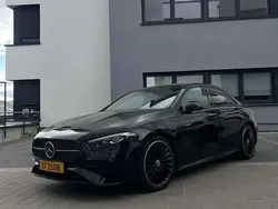Noir Utilisé 2023 Mercedes A200 AMG line Citadine | 34 000 €
