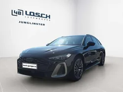 Noir Utilisé 2024 Audi A5 Sport Coupé | 51 179 € (Prix juste)