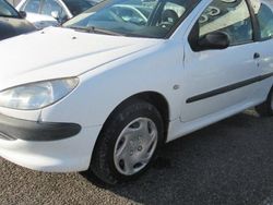 Utilisé 2003 Peugeot 206 Citadine | 2 990 €