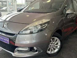 Utilisé 2012 Renault Scénic III Dynamique Monospace | 6 990 € (Prix assez cher)