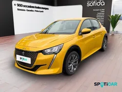 Jaune Utilisé 2020 Peugeot e-208 Allure Citadine | 13 899 € (Prix juste)