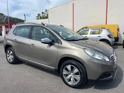 Beige Utilisé 2015 Peugeot 2008 Allure SUV | 9 990 € (Bon prix)