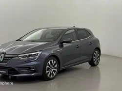 Gris Utilisé 2022 Renault Mégane IV Techno Berline | 21 999 € (Prix assez cher)