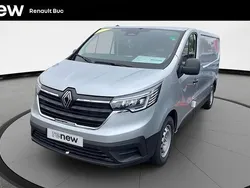 Gris Nouvelle 2025 Renault Trafic Van | 35 390 € (Prix assez cher)