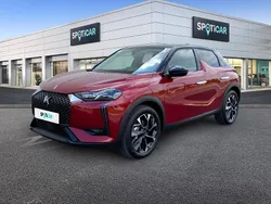 Rouge Utilisé 2024 DS Automobiles DS3 Crossback E-Tense Opera SUV | 33 427 €