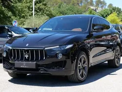 Noir Utilisé 2016 Maserati Levante SUV | 27 990 €