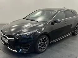 Noir Utilisé 2023 Kia Ceed GT GT-Line Berline | 24 900 € (Prix assez cher)