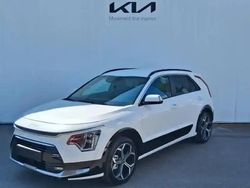 Blanc Occasion 2025 Kia Niro Premium SUV | 33 890 € (Prix assez cher)
