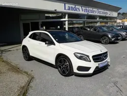 Blanc Utilisé 2015 Mercedes GLA250 SUV | 20 490 €