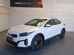 Deluxe white Nouvelle 2025 Kia XCeed Active SUV | 27 900 € (Prix assez cher)
