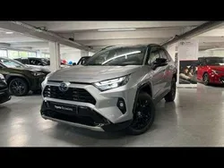 Utilisé 2025 Toyota RAV4 Hybrid SUV | 46 299 € (Prix assez cher)