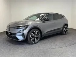 Gris Utilisé 2023 Renault Mégane Iconic Berline | 29 500 € (Prix juste)