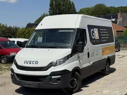 Blanc Utilisé 2018 Iveco Daily SUV | 13 490 €