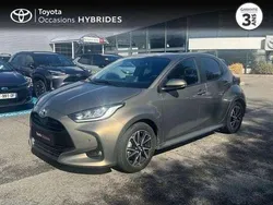 Utilisé 2022 Toyota Yaris Hybrid Design Berline | 19 490 € (Prix juste)