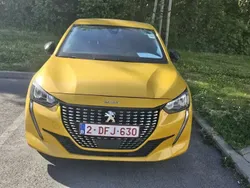 Jaune Utilisé 2023 Peugeot 208 Allure Citadine | 14 499 € (Bon prix)