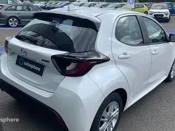 Blanc Nouvelle 2024 Mazda 2 Center-Line Berline | 23 299 € (Prix juste)