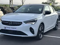 Blanc Utilisé 2021 Opel Corsa-e Elegance Citadine | 14 358 € (Prix juste)
