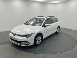 Blanc Utilisé 2024 VW Golf VIII Life Break | 29 900 € (Prix juste)