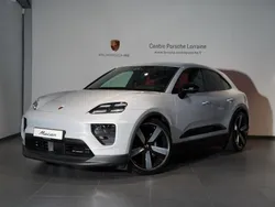 Bleu glacé métallisé Utilisé 2024 Porsche Macan SUV | 104 900 €