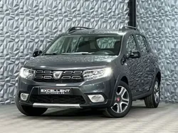 Noir Utilisé 2019 Dacia Sandero Stepway Citadine | 7 950 € (Bon prix)