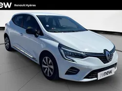Blanc Utilisé 2023 Renault Clio V Evolution Citadine | 15 490 € (Prix juste)