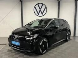 Noir ébène métal/toit/hayon noir Utilisé 2025 VW ID.3 Pro Citadine | 28 990 € (Super prix)