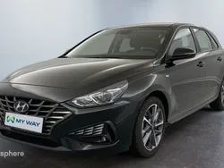 Noir Utilisé 2023 Hyundai i30 Trend Berline | 21 499 € (Prix juste)