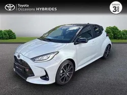 Utilisé 2023 Toyota Yaris Hybrid Sport Berline | 23 990 € (Prix cher)