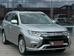 Argent Utilisé 2021 Mitsubishi Outlander P-HEV SUV | 27 990 € (Prix juste)