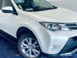 Utilisé 2013 Toyota RAV4 Lounge SUV | 12 990 €