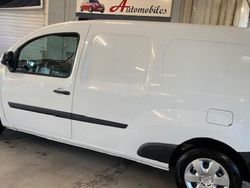 Utilisé 2021 Renault Kangoo Monospace | 14 400 € (Prix assez cher)