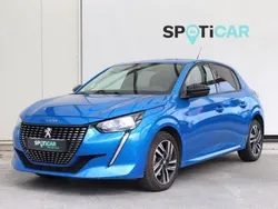 Vert Utilisé 2023 Peugeot 208 Allure Citadine | 15 900 € (Prix juste)