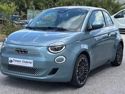 Bleu Utilisé 2022 Fiat 500e La Prima Citadine | 19 632 € (Prix assez cher)