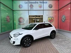 Nouvelle 2025 Fiat 600E Red | 26 990 € (Prix juste)