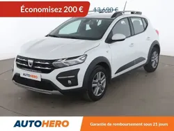 Blanc Utilisé 2022 Dacia Sandero Comfort Citadine | 13 190 € (Bon prix)