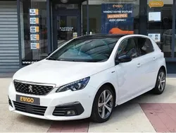 Blanc Utilisé 2019 Peugeot 308 GT-line Berline | 15 890 € (Prix juste)