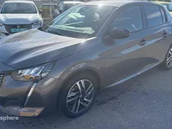Gris Utilisé 2022 Peugeot 208 Allure Citadine | 14 999 € (Prix assez cher)