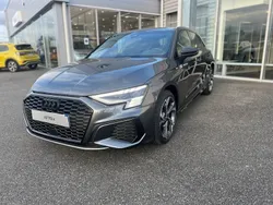 Gris Utilisé 2024 Audi A3 Sportback S-Line Berline | 44 990 €