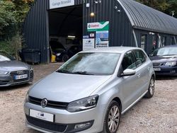 Gris Utilisé 2011 VW Polo Sportline Citadine | 6 000 € (Prix juste)