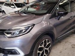 Utilisé 2018 Renault Captur Intens SUV | 9 290 € (Prix juste)