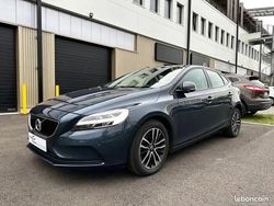 Bleu Utilisé 2016 Volvo V40 Momentum Berline | 14 500 € (Prix juste)