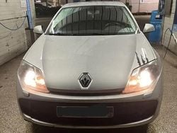 Gris Utilisé 2010 Renault Laguna III Berline | 2 640 € (Prix cher)
