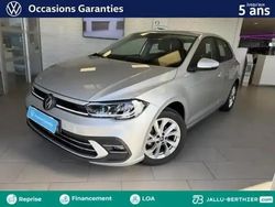 Reflet d'argent métallisé Utilisé 2024 VW Polo Style Berline | 20 480 € (Prix juste)