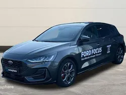 Gris Nouvelle 2025 Ford Focus ST-Line X Berline | 27 499 € (Prix assez cher)