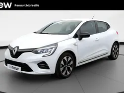 Blanc Utilisé 2022 Renault Clio V Citadine | 18 390 € (Prix juste)