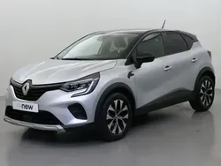 Gris Utilisé 2023 Renault Captur Evolution SUV | 17 750 € (Prix juste)