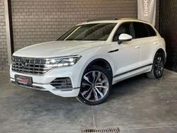 Blanc Utilisé 2021 VW Touareg Elegance SUV | 51 271 € (Prix juste)