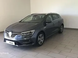 Utilisé 2022 Renault Mégane IV Intens Berline | 17 999 € (Prix juste)