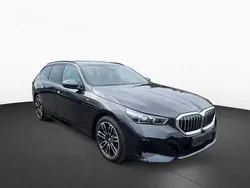 Gris Utilisé 2024 BMW 540 M Sport Break | 82 990 €